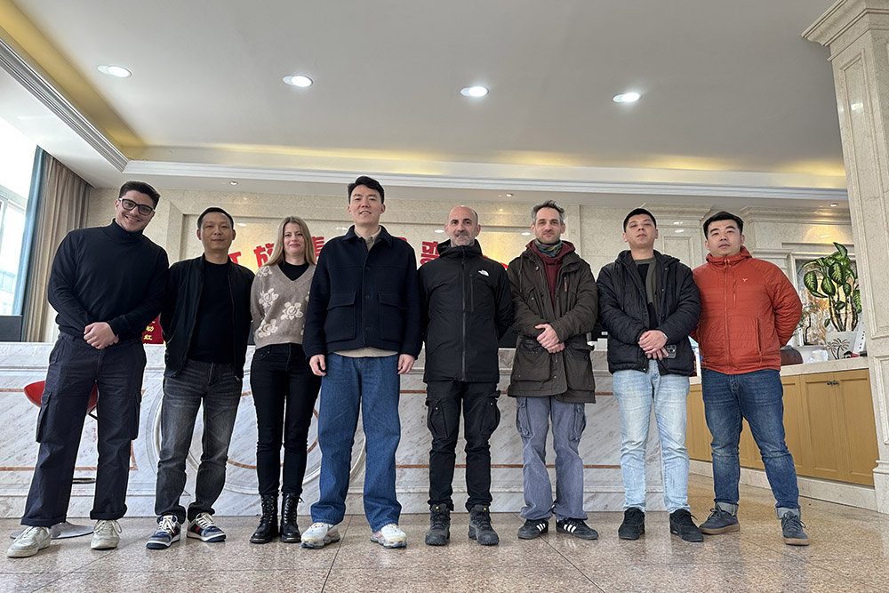 Client visit our company and meeting